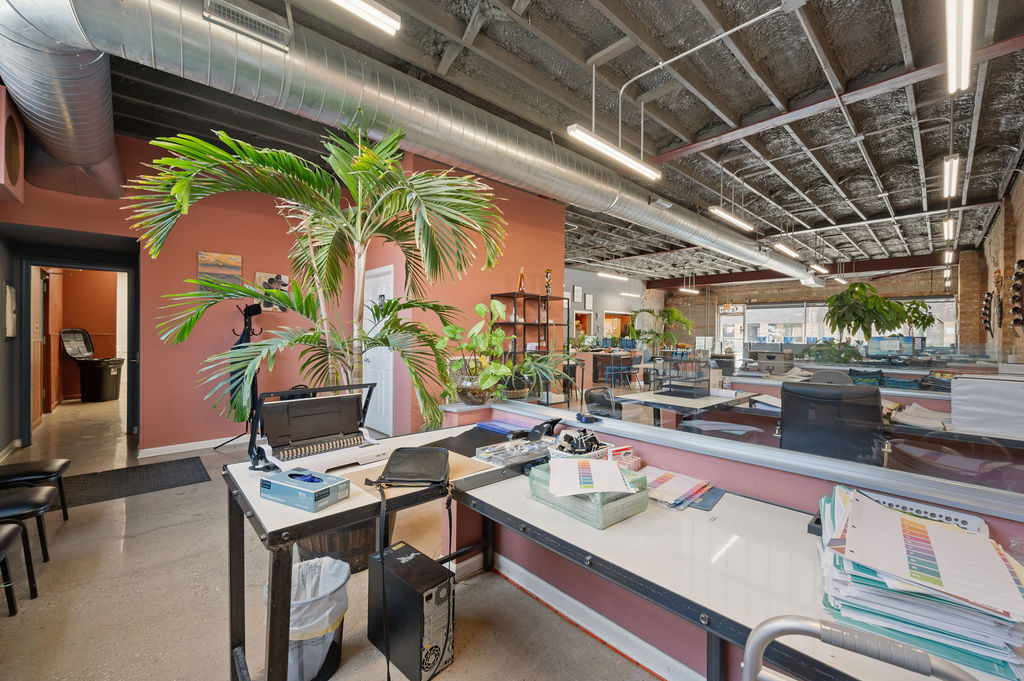 5940 West Montrose Avenue Chicago IL 60634