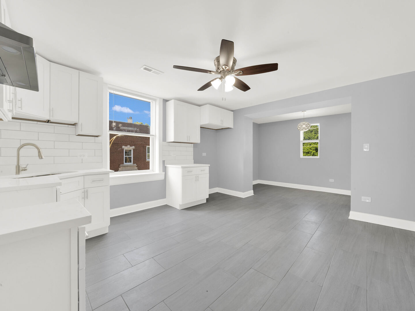 5242 South Damen Avenue Chicago IL 60609