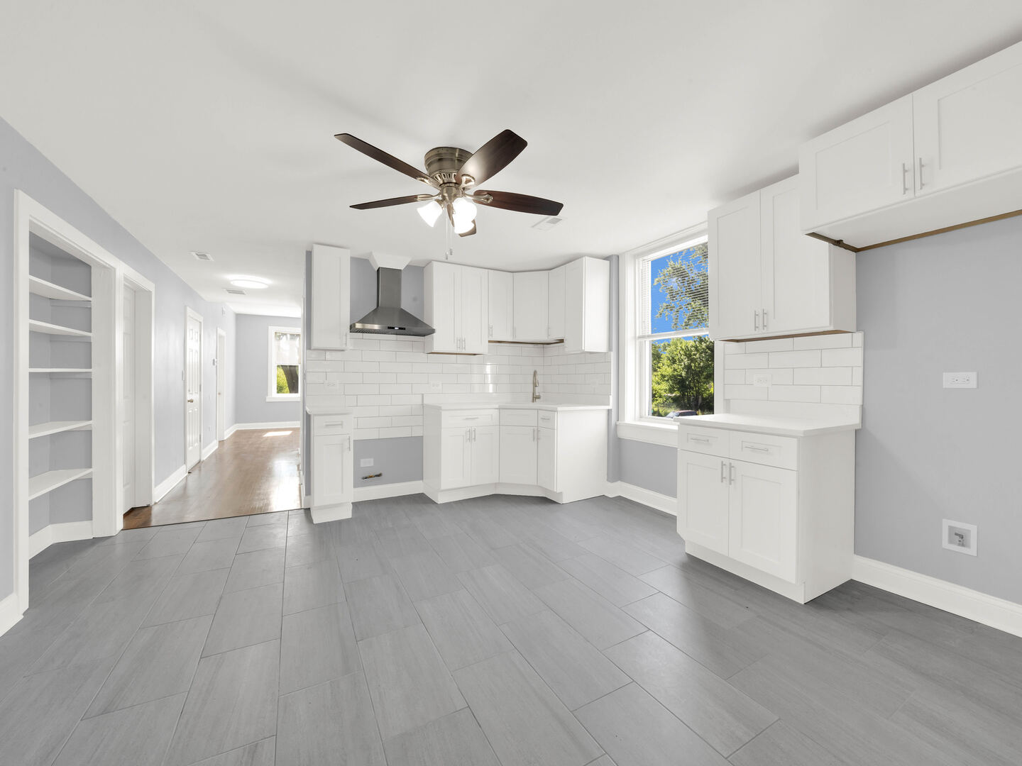 5242 South Damen Avenue Chicago IL 60609