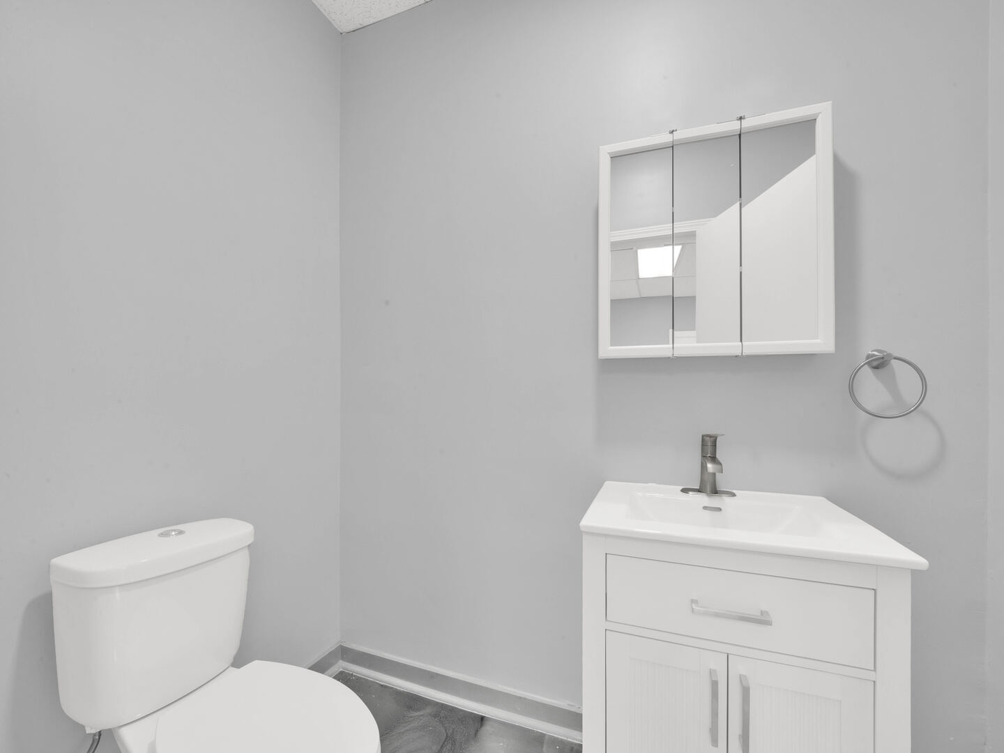 5242 South Damen Avenue Chicago IL 60609
