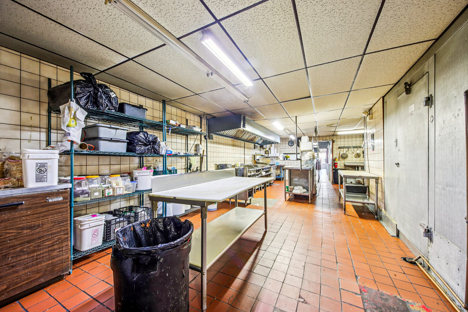5037 West Diversey Avenue Chicago IL 60639