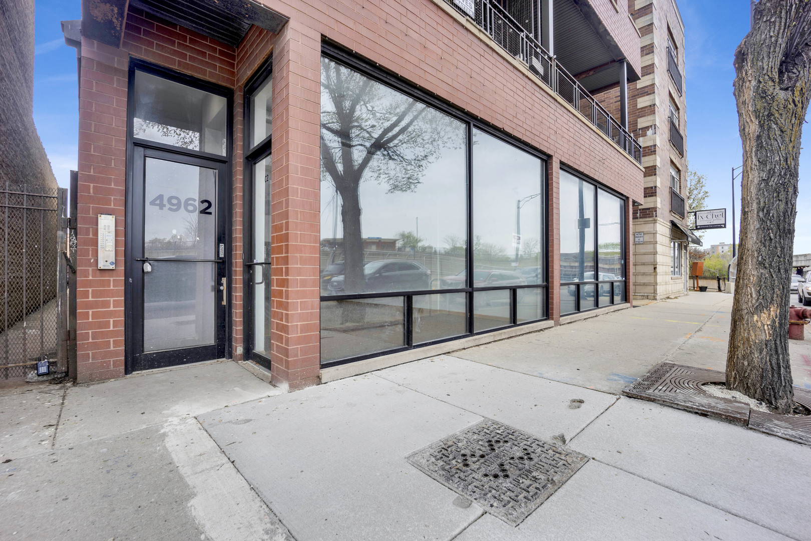 4962 North Milwaukee Avenue Chicago IL 60630
