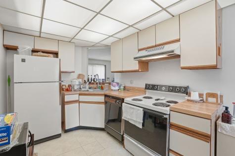8713 West Ballard Road Des Plaines IL 60016