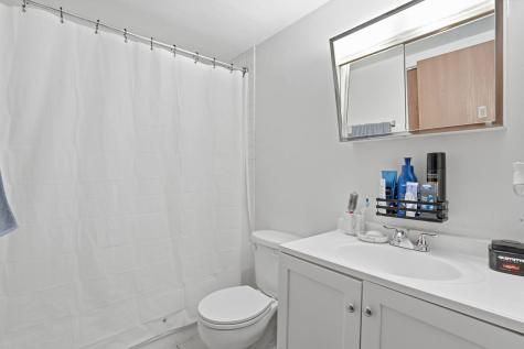 8713 West Ballard Road Des Plaines IL 60016