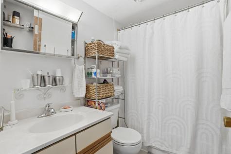 8713 West Ballard Road Des Plaines IL 60016