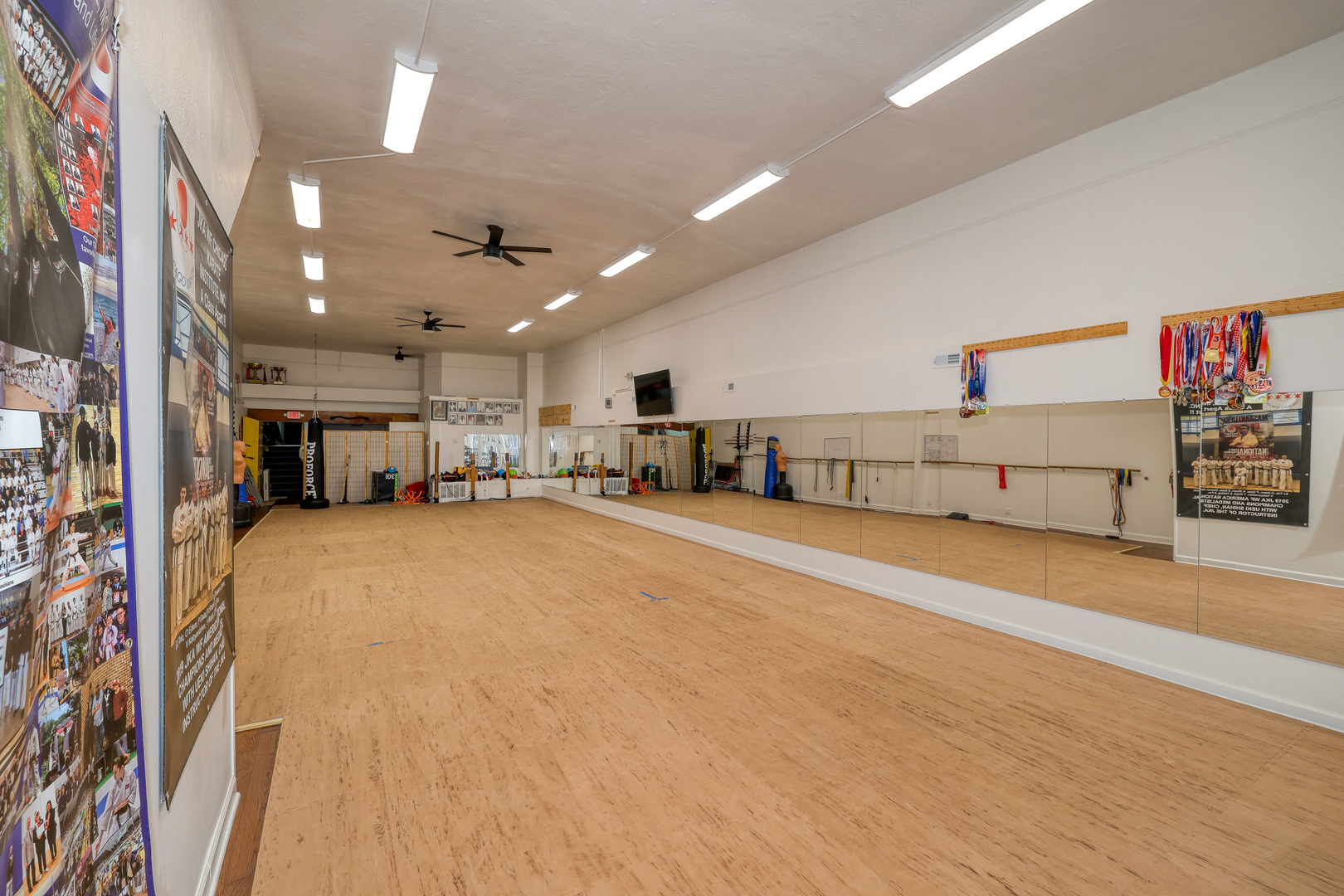 60 South Broadway Avenue Aurora IL 60505