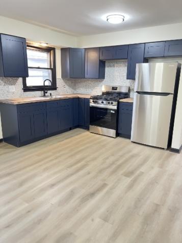 8923 South Cottage Grove Avenue Chicago IL 60619