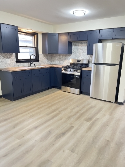 8923 South Cottage Grove Avenue Chicago IL 60619