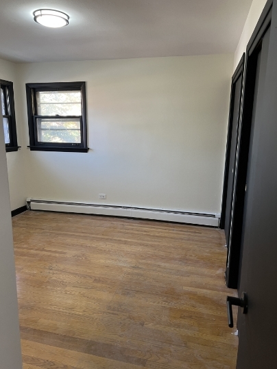 8923 South Cottage Grove Avenue Chicago IL 60619