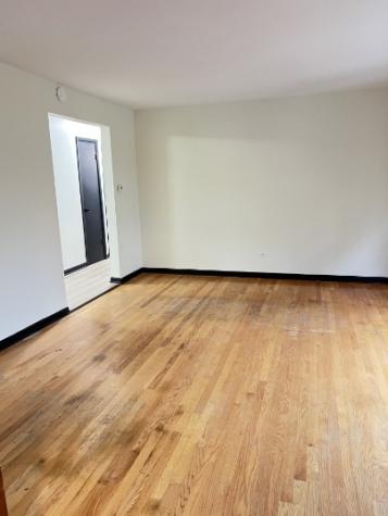8923 South Cottage Grove Avenue Chicago IL 60619
