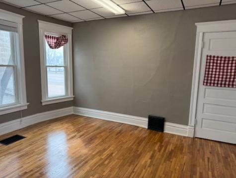 43 West Church Street Sandwich IL 60548