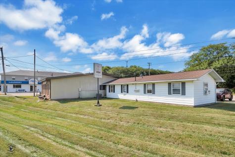 1112 East Railroad Street Sandwich IL 60548