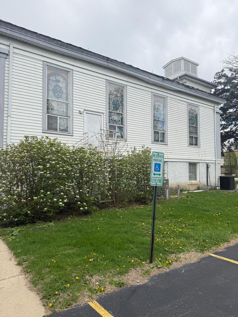 23913 West Lockport Street Plainfield IL 60544