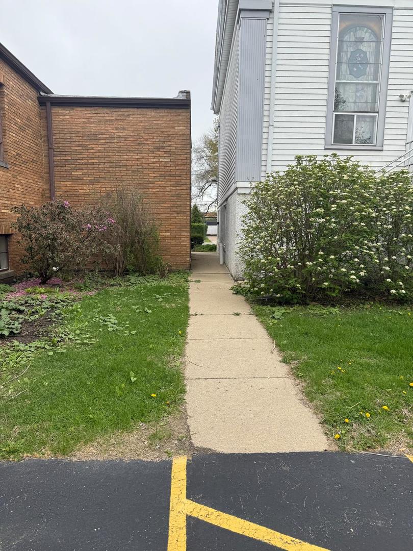 23913 West Lockport Street Plainfield IL 60544