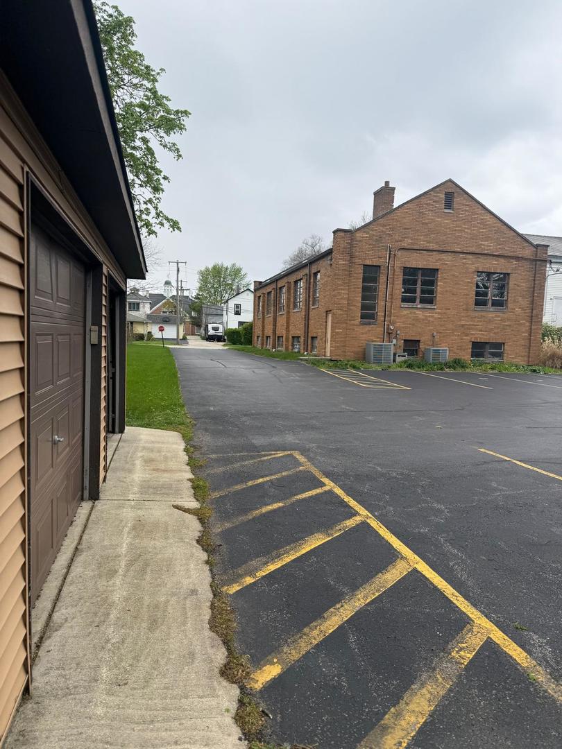 23913 West Lockport Street Plainfield IL 60544