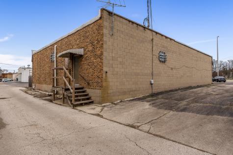 4722 North 2nd Street Loves Park IL 61111