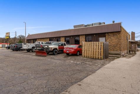 4722 North 2nd Street Loves Park IL 61111