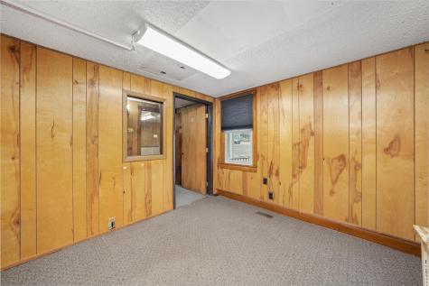 412 Hankes Avenue Aurora IL 60505