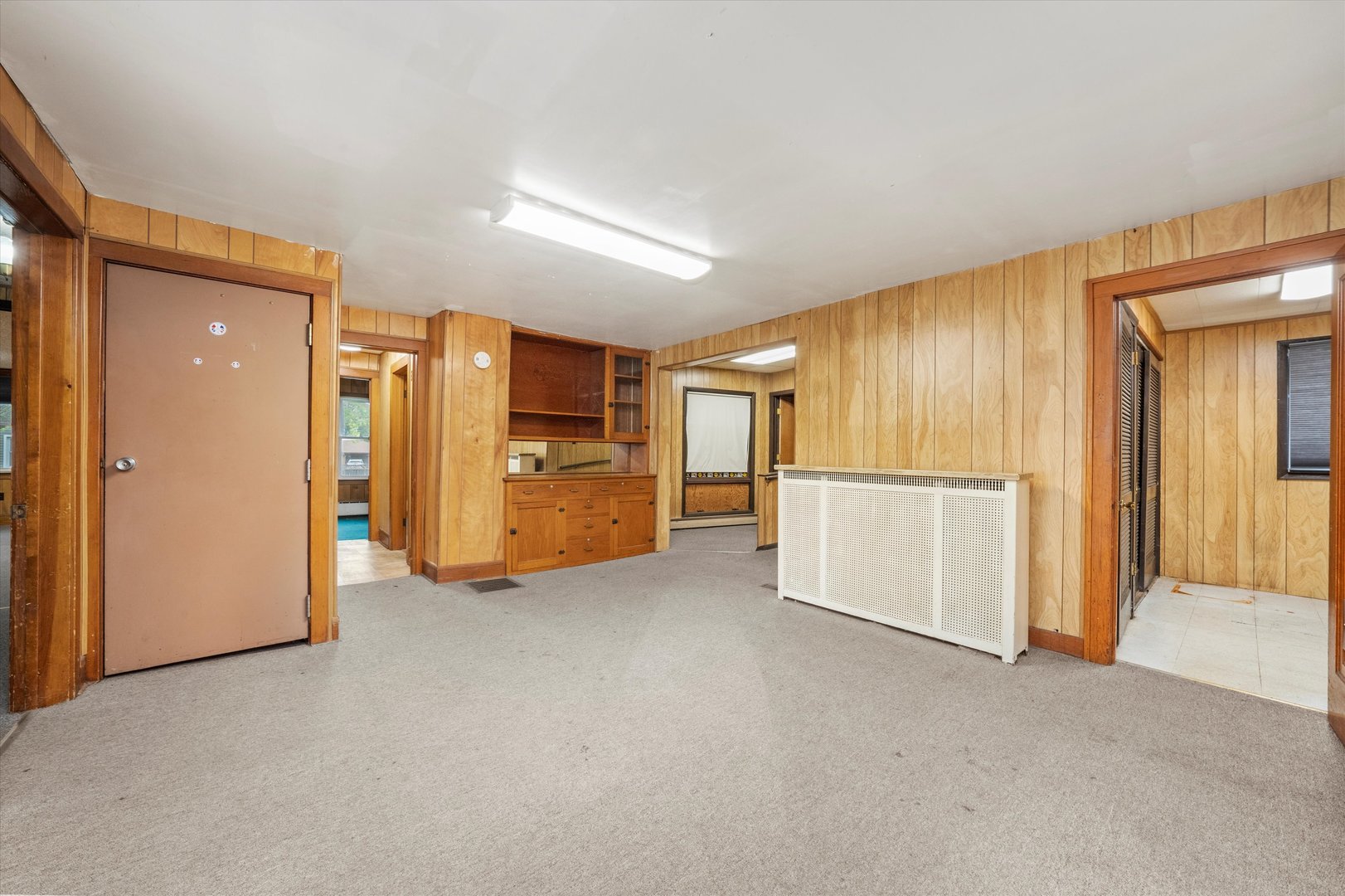 412 Hankes Avenue Aurora IL 60505