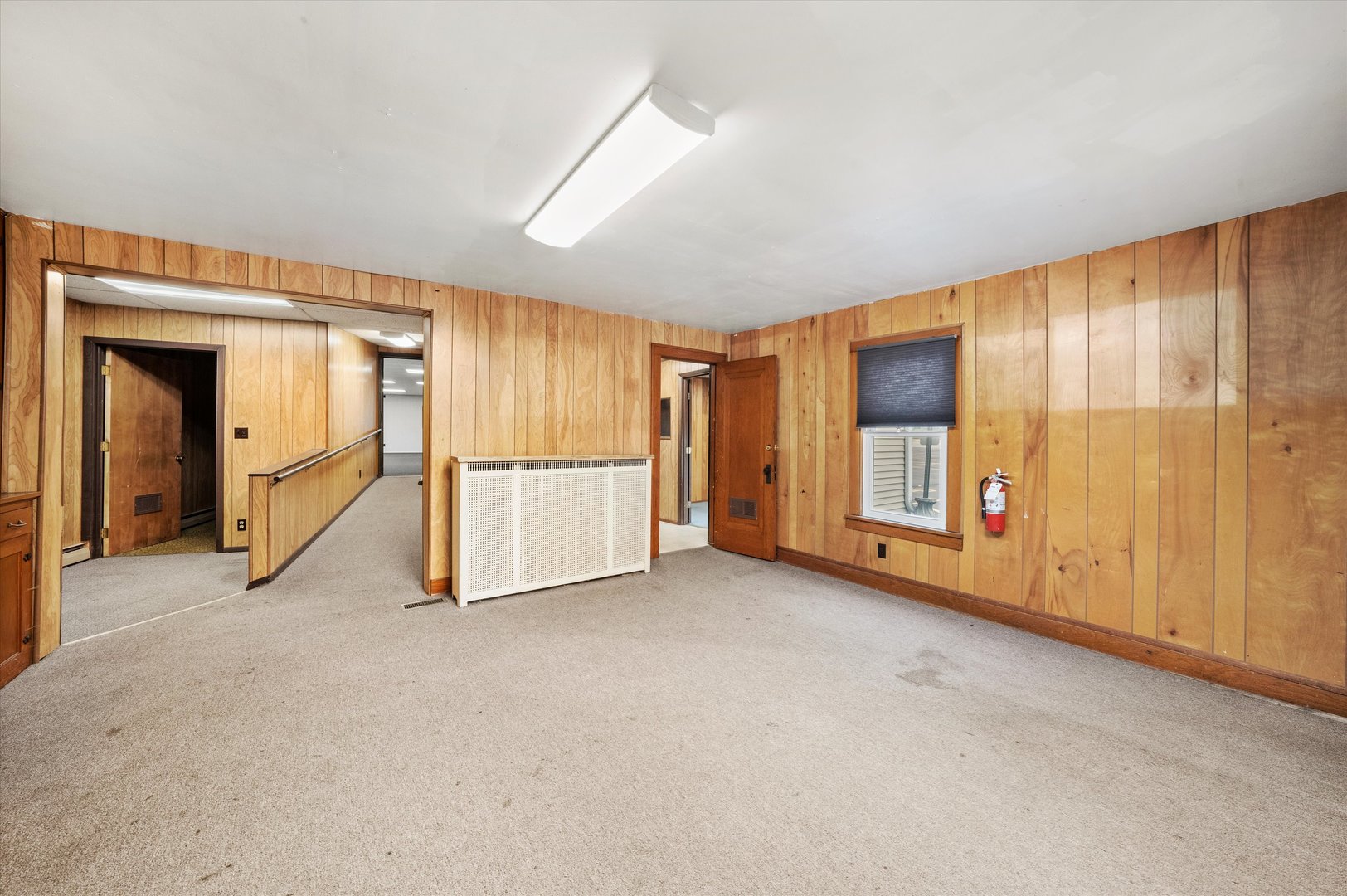 412 Hankes Avenue Aurora IL 60505