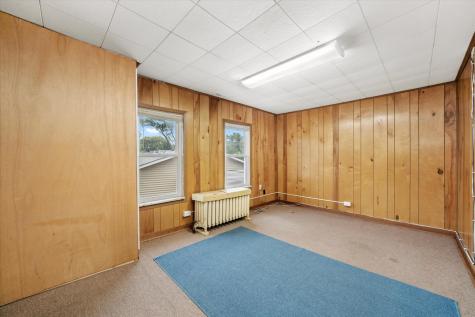 412 Hankes Avenue Aurora IL 60505