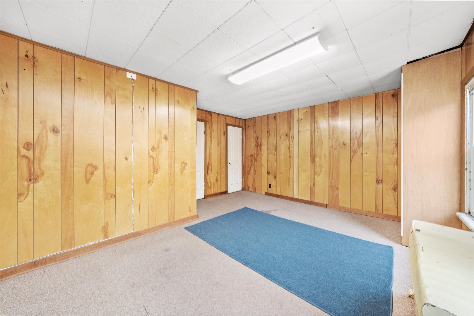 412 Hankes Avenue Aurora IL 60505