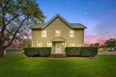 412 Hankes Avenue Aurora IL 60505