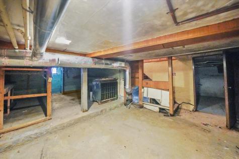 412 Hankes Avenue Aurora IL 60505