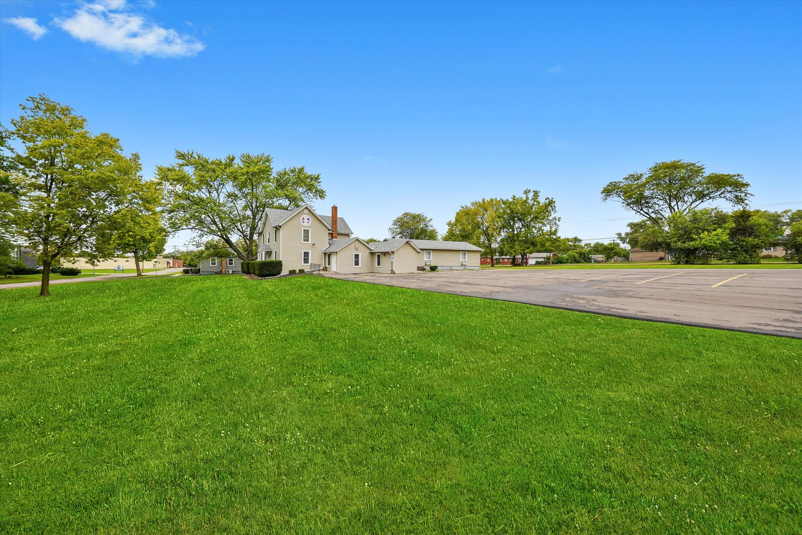 412 Hankes Avenue Aurora IL 60505