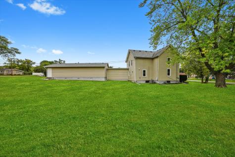 412 Hankes Avenue Aurora IL 60505