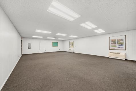 412 Hankes Avenue Aurora IL 60505