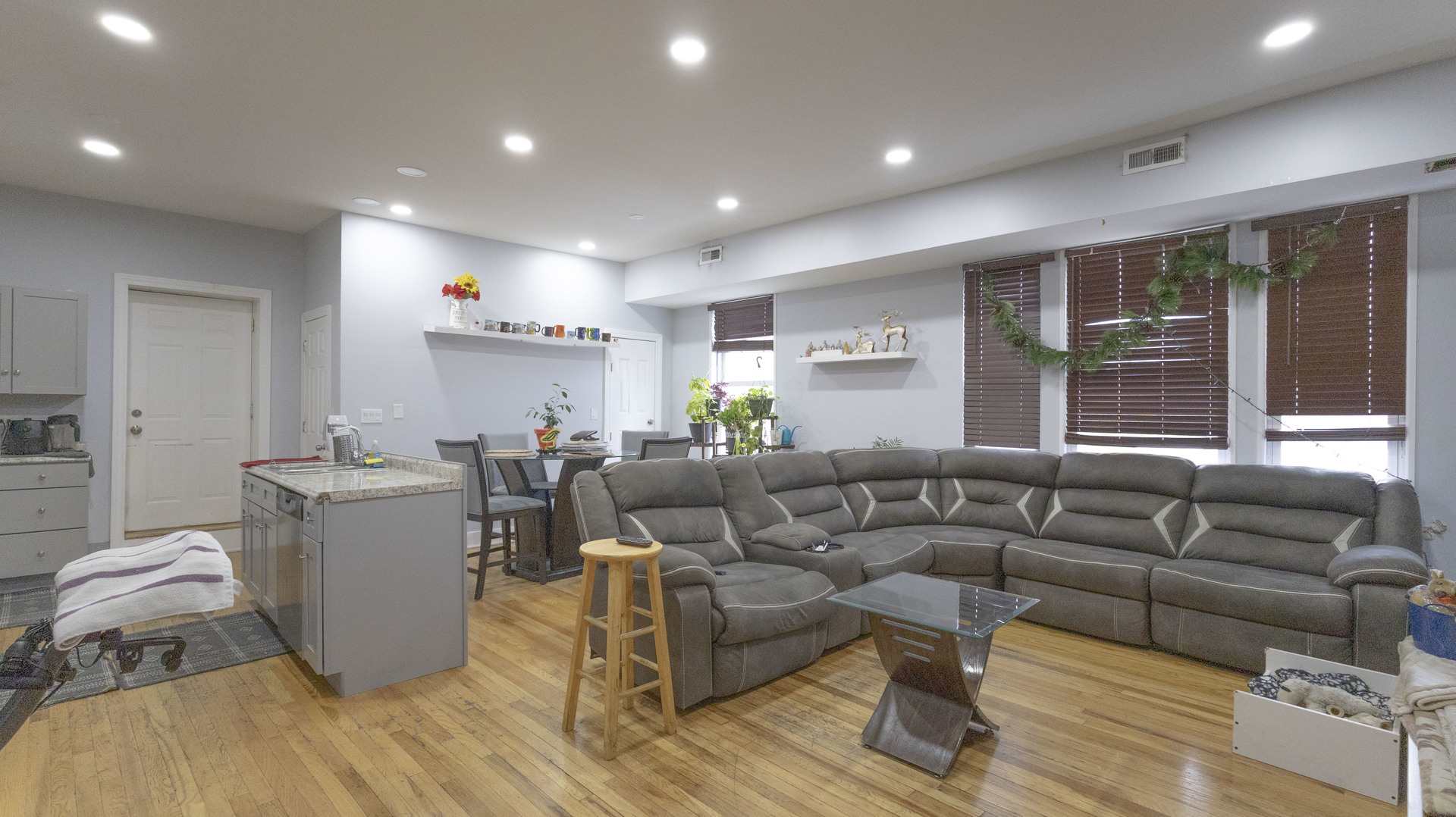 3612 West Roosevelt Road Chicago IL 60624