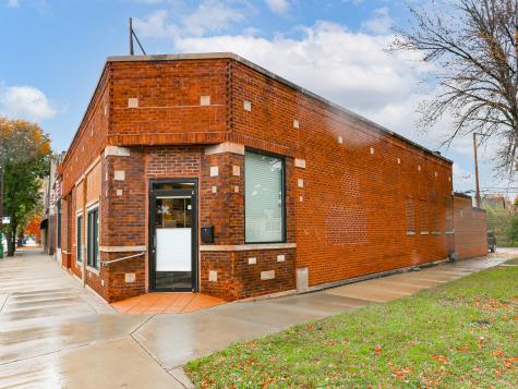 5802 West Higgins Avenue Chicago IL 60630