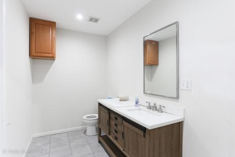 5802 West Higgins Avenue Chicago IL 60630