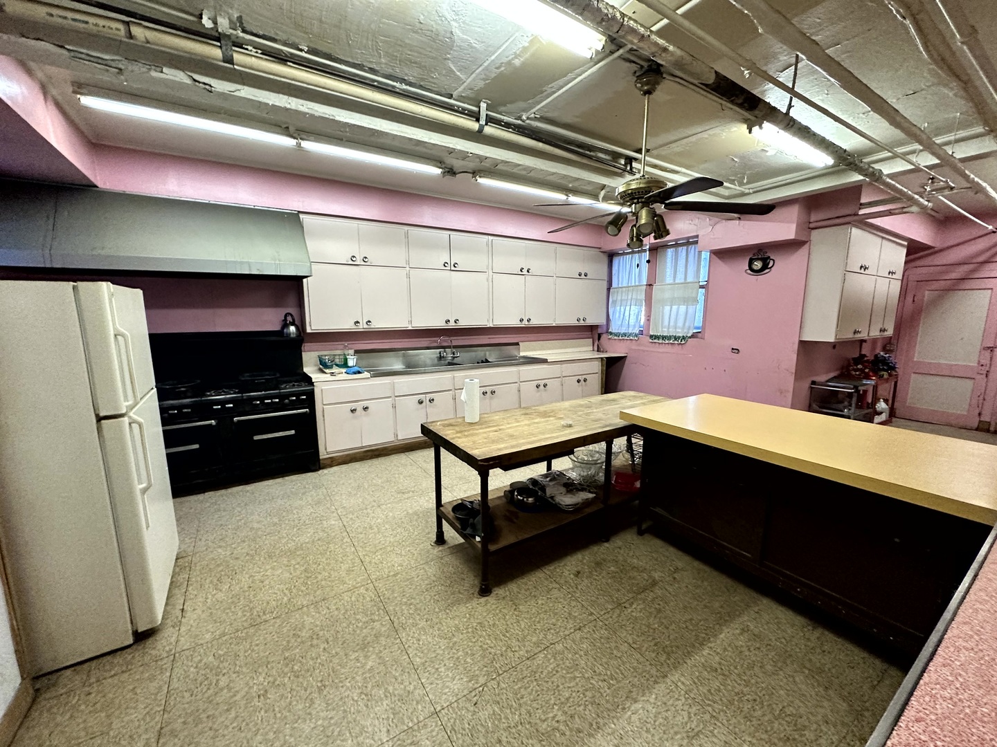 8700 South Emerald Avenue Chicago IL 60620