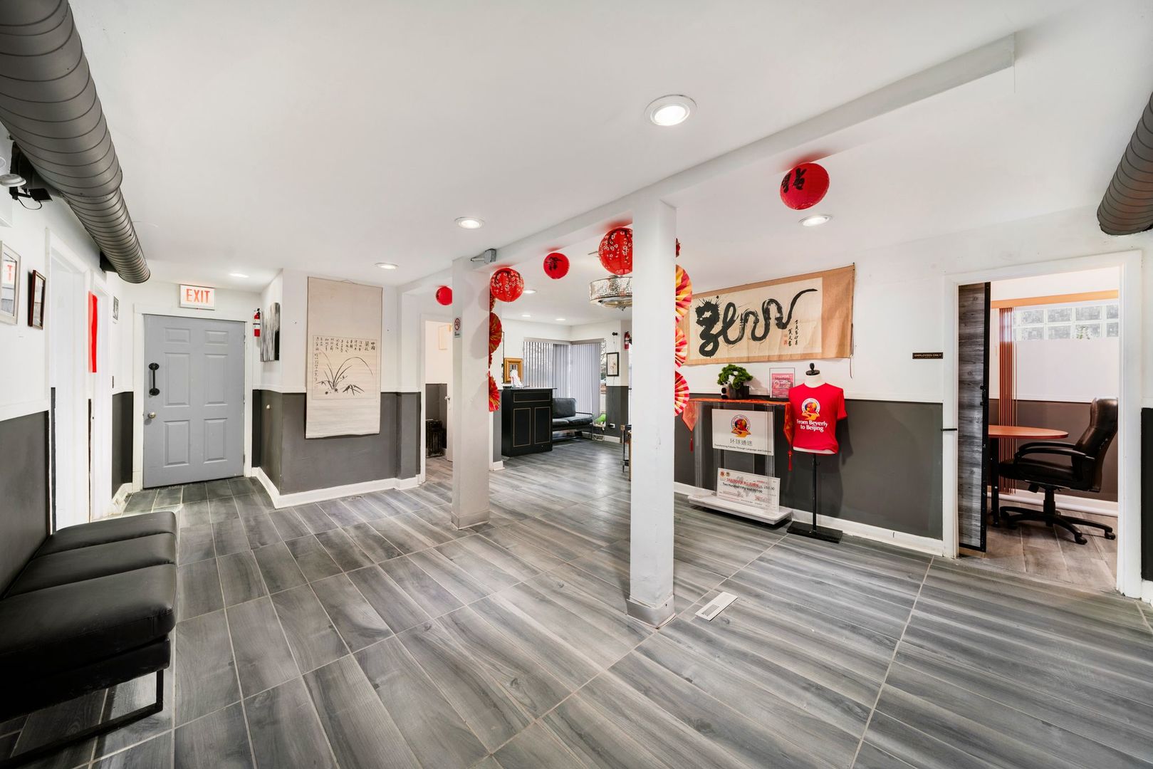 9021 South Western Avenue Chicago IL 60620
