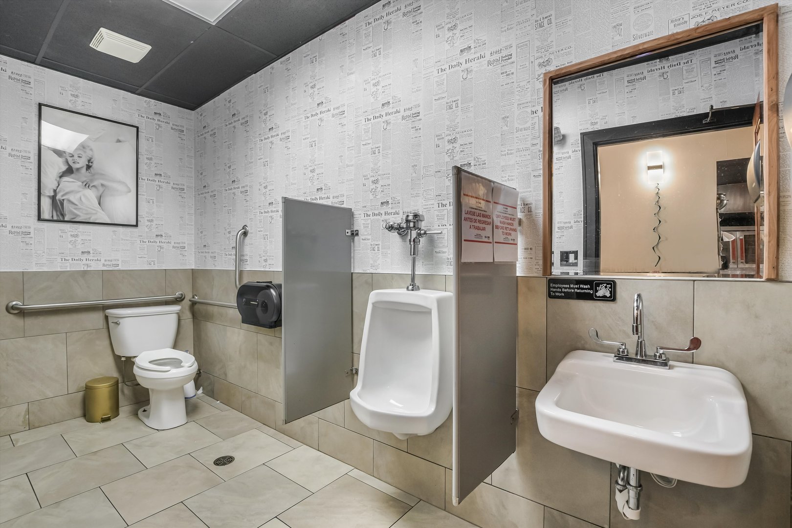 5481 North Northwest Highway Chicago IL 60630