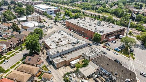 5481 North Northwest Highway Chicago IL 60630