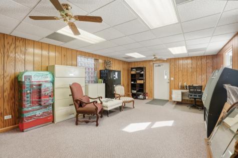 1702 South Dixie Highway Crete IL 60417