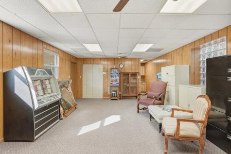 1702 South Dixie Highway Crete IL 60417