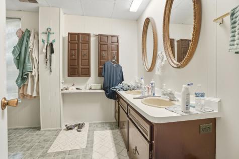 1702 South Dixie Highway Crete IL 60417