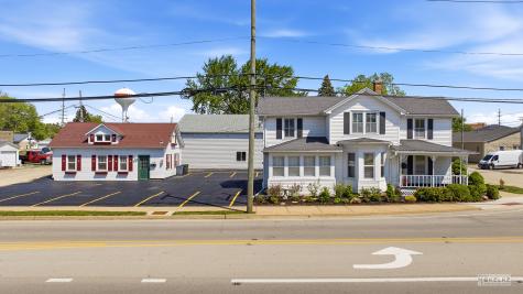 101 & 109 West Church Street Sandwich IL 60548