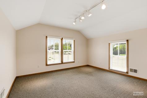 101 & 109 West Church Street Sandwich IL 60548
