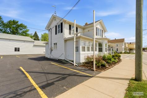 101 & 109 West Church Street Sandwich IL 60548