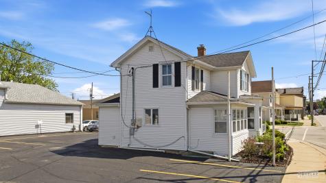 101 & 109 West Church Street Sandwich IL 60548