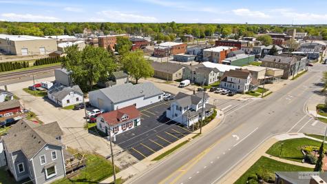 101 & 109 West Church Street Sandwich IL 60548