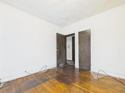 6602 South Troy Street Chicago IL 60629
