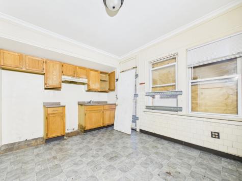 6602 South Troy Street Chicago IL 60629