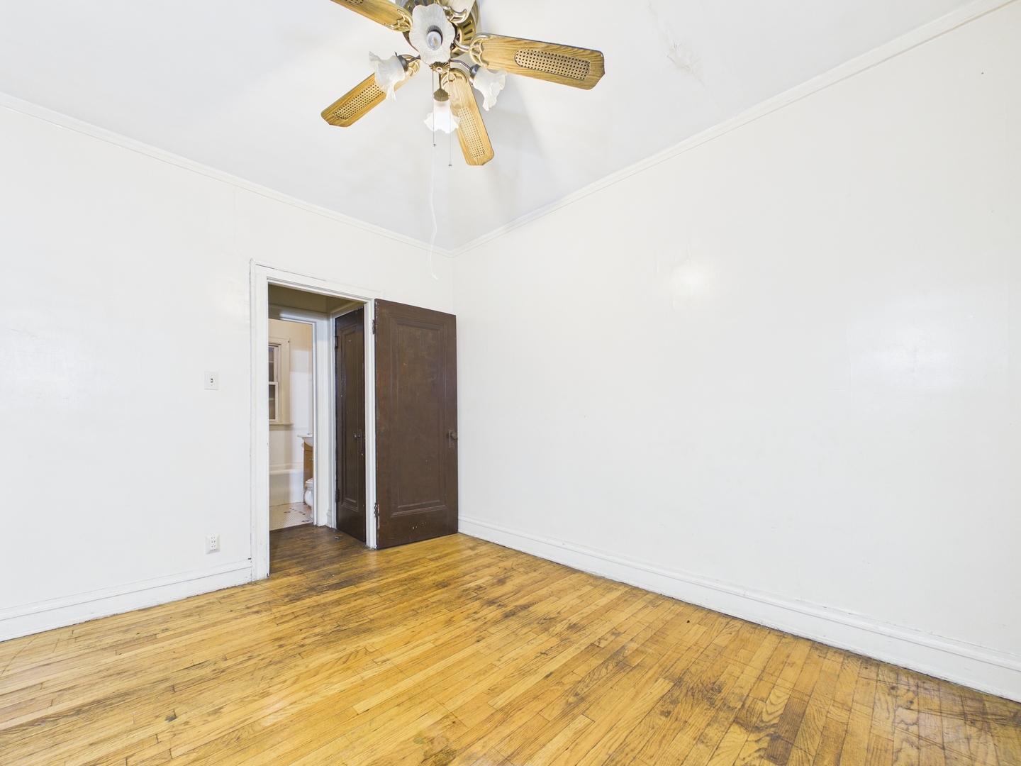 6602 South Troy Street Chicago IL 60629