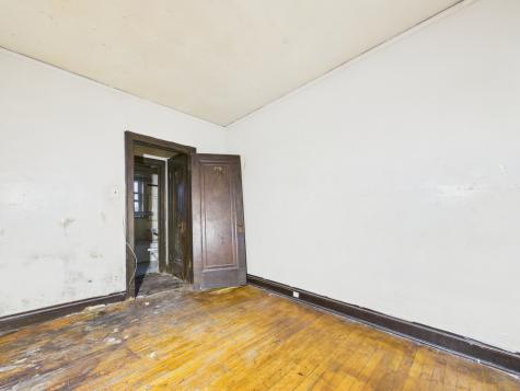 6602 South Troy Street Chicago IL 60629